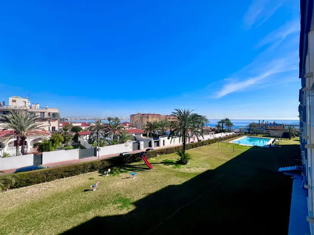 Apartamento reformado de 3 dormitorios 2 baños en punta prima (orihuela costa) — 20