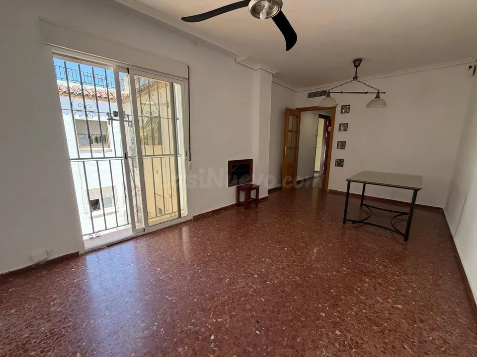 Amplio piso en alquiler en Plaza San Rafael, Córdoba