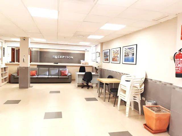 Amplio Local Comercial de 600 m2 en Ubicación Estratégica de Calahonda Baja — 44