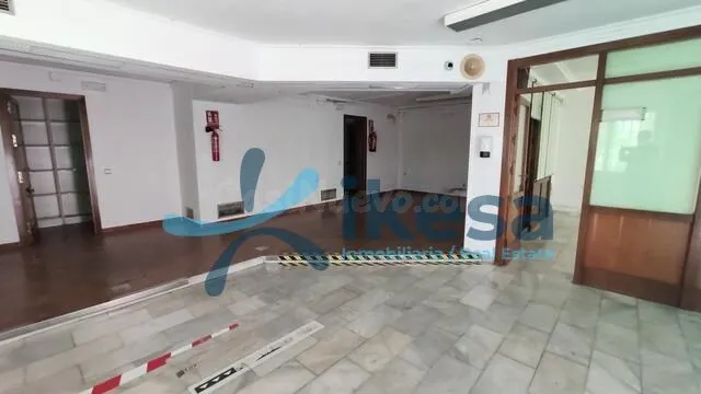 Venta de Local Comercial en Córdoba. - foto 3