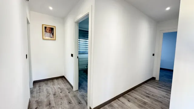 Exclusiva Casa Reformada con Piscina Privada y Parcela de 7.000 m2 en Blanca, Murcia — 18