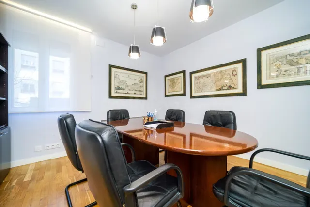 Oficina 4 habitaciones 147m² en alquiler - Argüelles - foto 5