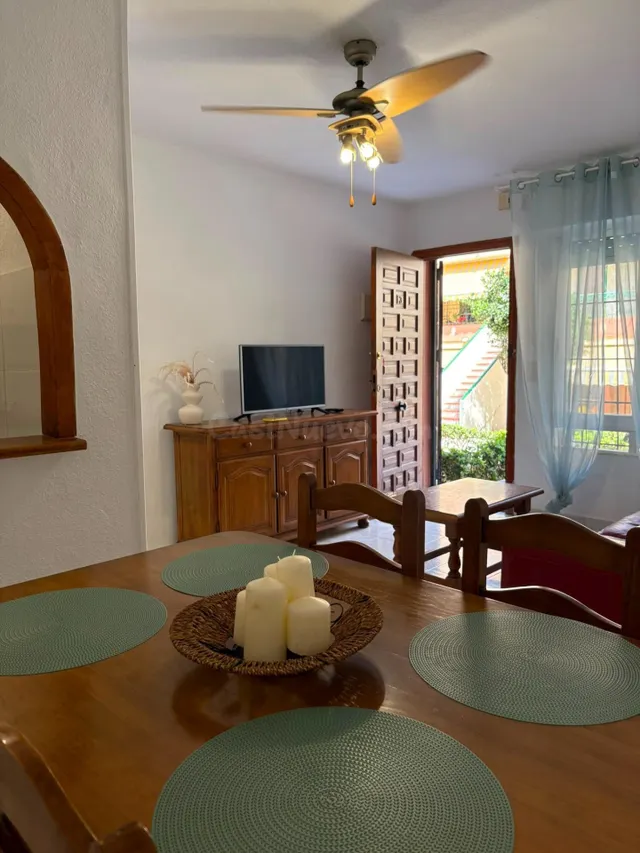 se vende un piso de 1 dormitorio en comunidad con parque y los cesped en Mar Azul de Torrevieja — 6