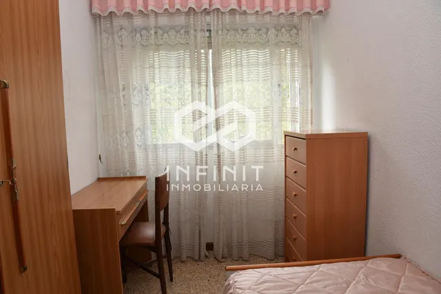 ¡IMAGINA LO QUE PUEDE LLEGAR A SER!... Una gran vivienda con alma y potencial en una de las mejores ubicaciones de Alcalá. — 39