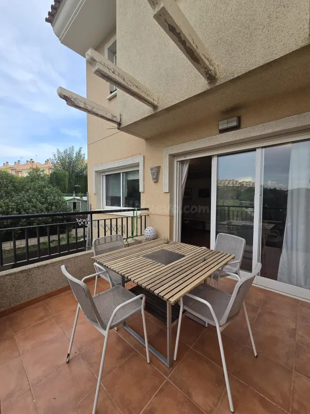 DUPLEX ADOSADO EN ALTORREAL — 2