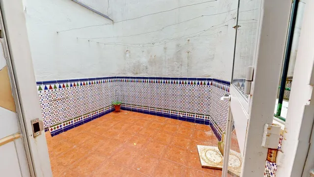 ¡¡ VIVIENDA SITUADA EN PLENA JUDERIA Y CON ACCESO A UN AMPLI - foto 2