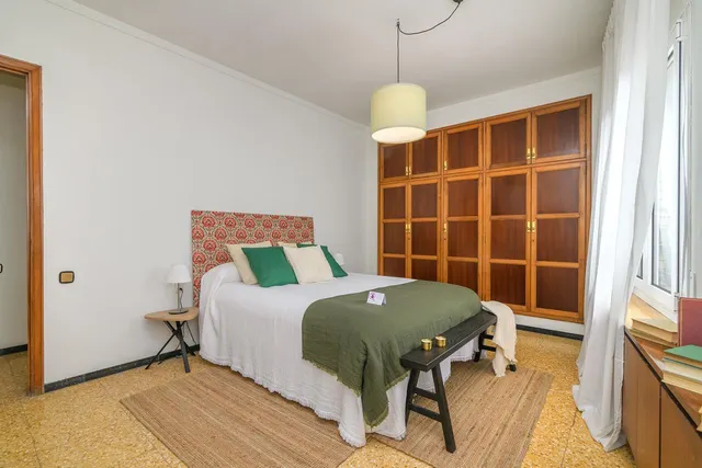 ÀTIC ZONA POBLE NOU — 35