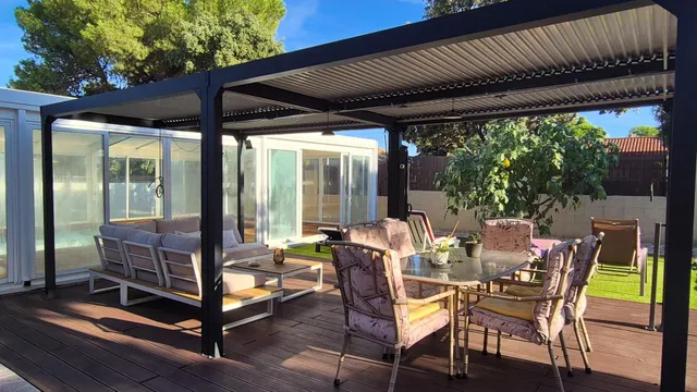 Original chalet con piscina cubierta — 8