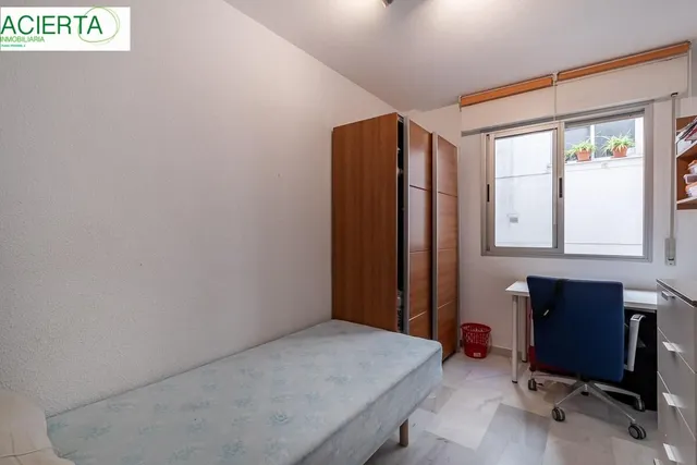 ¡¡Fantástico piso de 7 habitaciones en Bola de Oro!! — 29