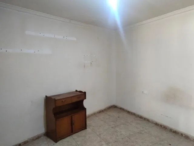 PISO EN CARRUS ESTE FRENTE PARQUE  PLAZA 1 DE MAYO — 26