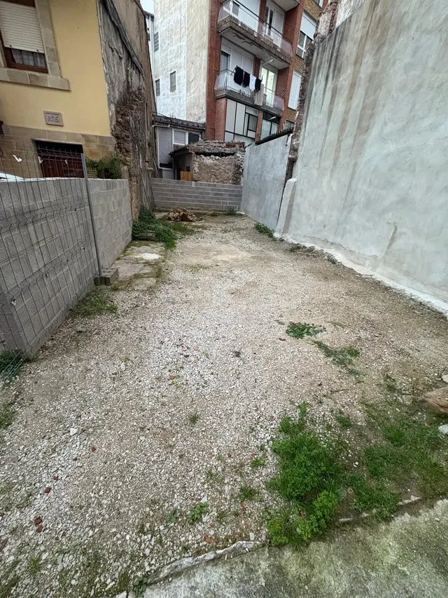 Terreno urbano en Torrelavega - foto 2
