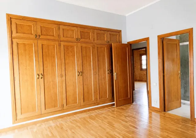 Chalet en cruz de gracia con apartamento independiente — 28
