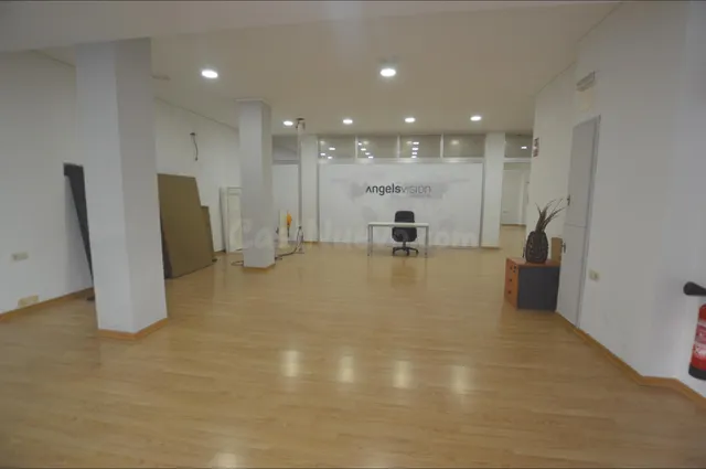 ¡GRAN BAJADA DE PRECIO! LOCAL COMERCIAL-OFICINAS EN GANDÍA - foto 2