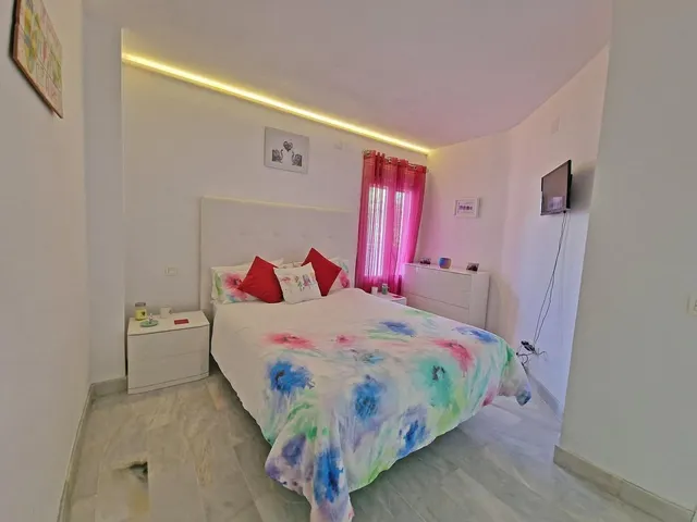 APARTAMENTO 3 DORMITORIOS CALAHONDA — 23