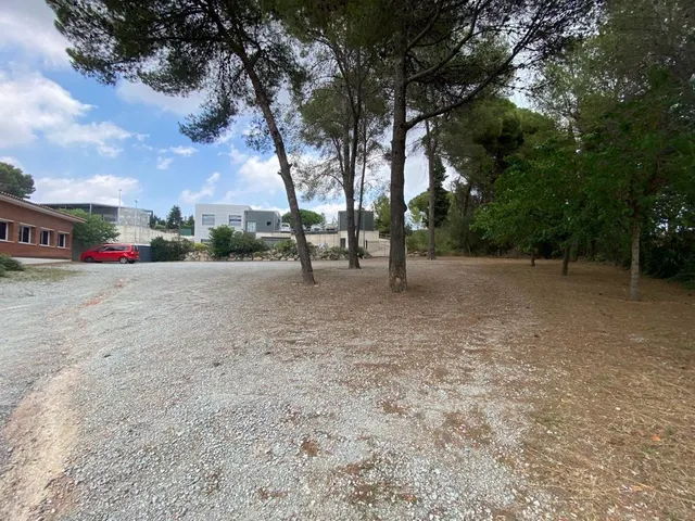 Terreno + Masía en venta en Bellaterra — 43