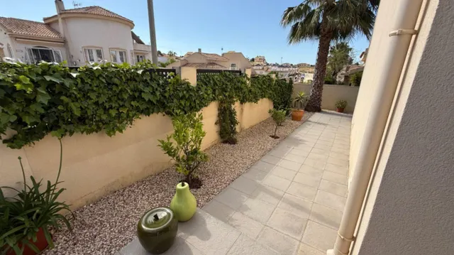 ESPECTACULAR CHALET 2 HABS EN CIUDAD QUESADA 244.000€ — 29