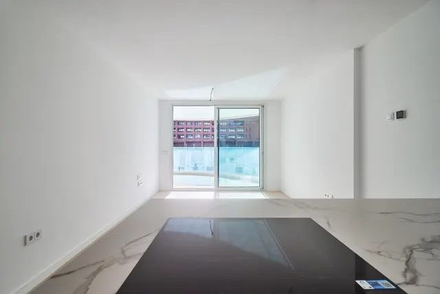 Apartamento  de 2 dormitorios y 2 baños , a estrenar en  pleno centro de Fuengirola. — 12