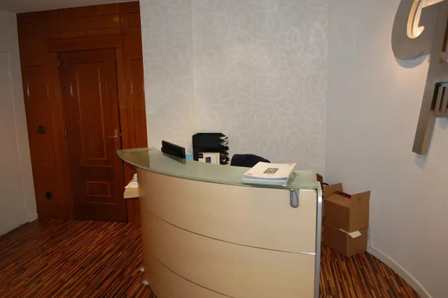 Oficina en venta - Centro — 9