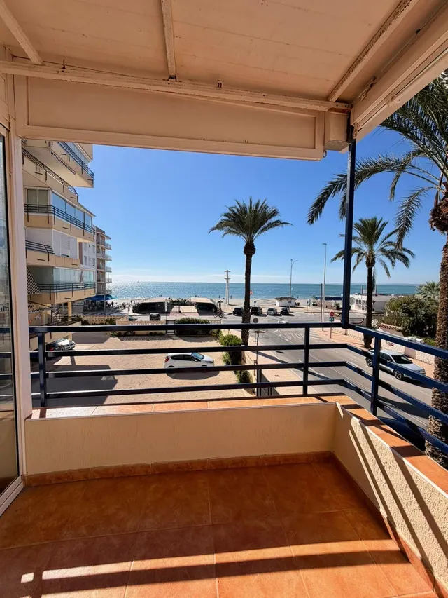 ¡Disfruta del Mediterráneo a primera línea del mar, en Santa Pola! — 4