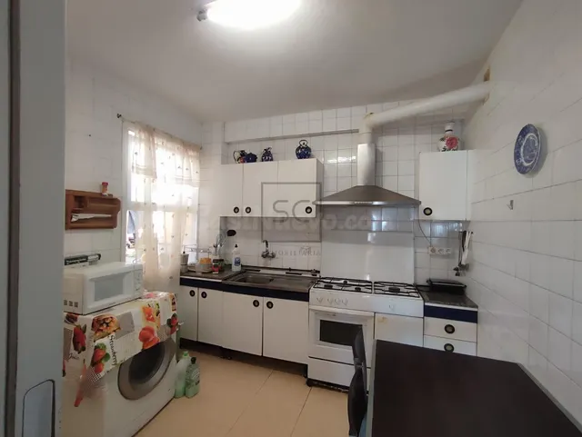 Piso en Caranza Ferrol - foto 4