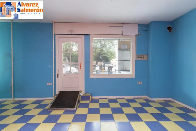 Local comercial en venta en calle agustina de aragón — 6