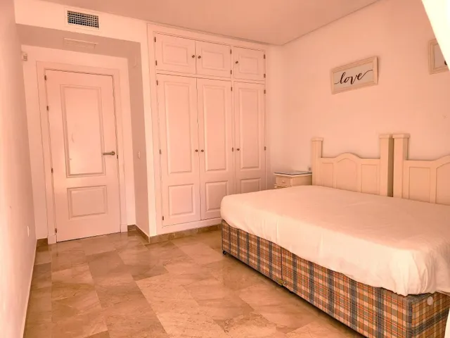 MARAVILLOSO APARTAMENTO EN LA COSTA DEL SOL — 33