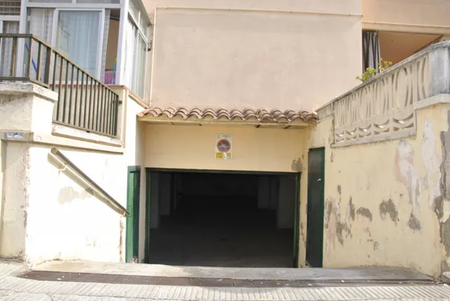 Se vende plaza de parking en Cunit pueblo a 5 min. andando de la playa. — 4