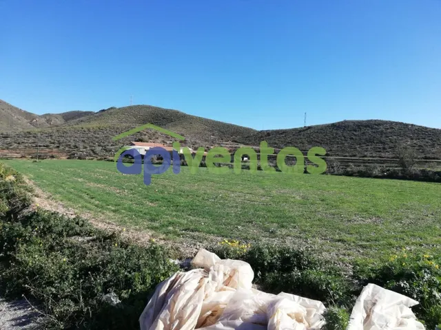 Finca rústica con Vivienda y Almacén - foto 2
