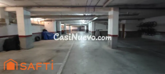 Plaza de aparcamiento para coche mediano-pequeño o moto en c - foto 2