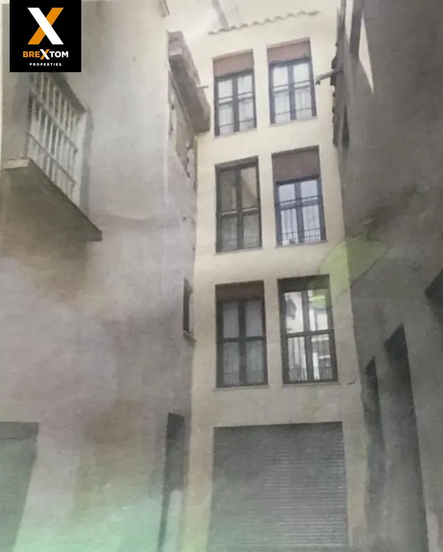 ESTUPENDO EDIFICIO EMBREMATICO EN LORCA — 7