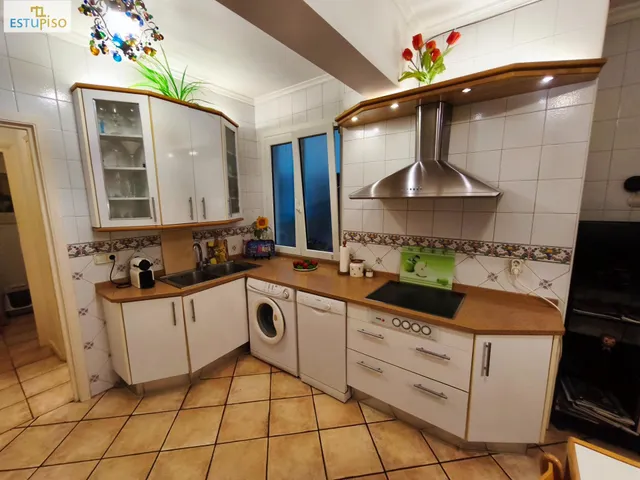 ¡5 habitaciones Y 2 BAÑOS EN PLENO CENTRO! 144 m2 EN CALLE GENERAL ÁLAVA — 18