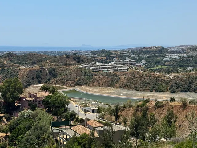 Parcela 547m² en venta - El Madroñal - foto 4