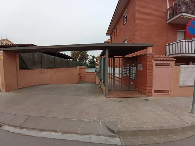 PLAZA DE PARKING EN CALLE RAMON LLULL SENTMENAT — 2