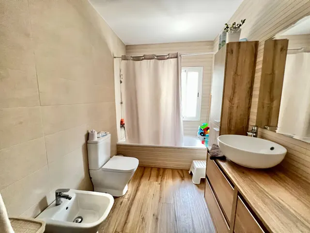 Chalet urbano en san vicente del raspeig – 1.500 m2 de parcela, piscina y zona de barbacoa — 10