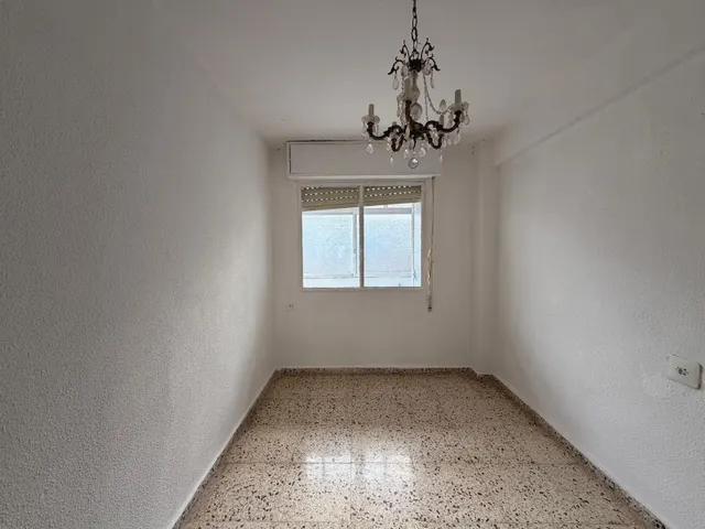 Amplia y luminosa vivienda de 4 dormitorios en Bullas — 23