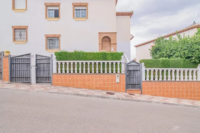 AMPLIA CASA DE 4 DORMITORIOS, 3 BAÑOS Y CALEFACCIÓN CENTRAL EN LA ZUBIA! ✨ — 50