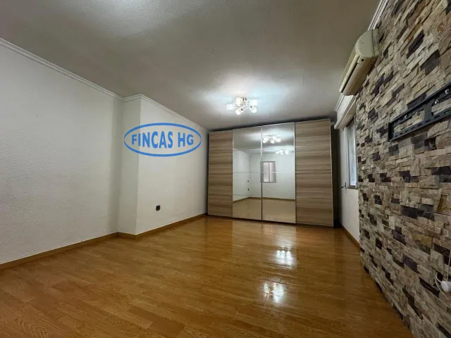 vivienda junto al museo Marq — 11