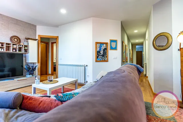 ¡ un piso con terraza de más de 25 m2, garaje y trastero en Carballo por 189.990€! — 27