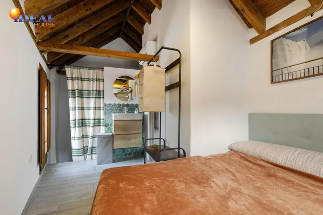 Casa unifamiliar reformada. — 6