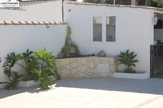 OPORTUNIDAD CHALET CON PISCINA – ZONA PAGO DEL HUMO — 13