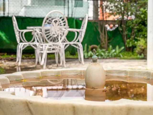 EN EL CENTRO DE GRANADA SIN RENUNCIAR A LAS COMODIDADES DE UNA CASA PAREADA CON JARDIN!!! — 13
