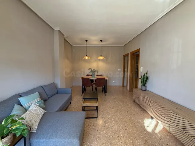 PLANTA BAJA CON GARAJE Y EQUIPADA, ZONA NUEVA SAN ANTÓN, CIU - foto 3