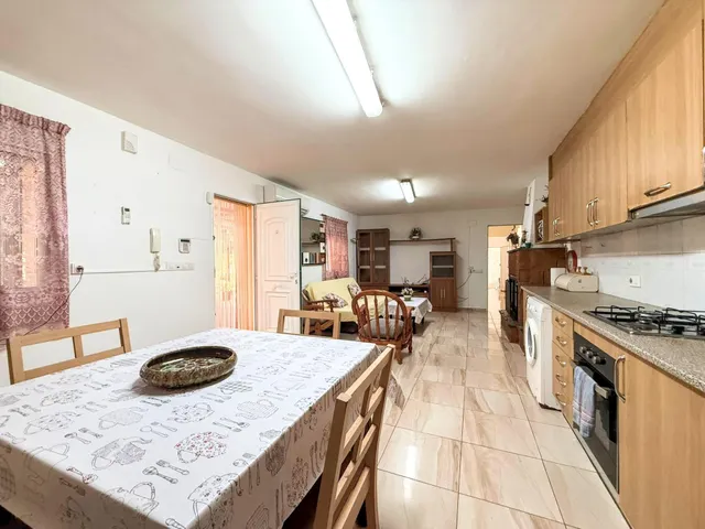 FANTASTICA MASIA CON PISCINA Y AMPLIA PARCELA EN VENTA — 10
