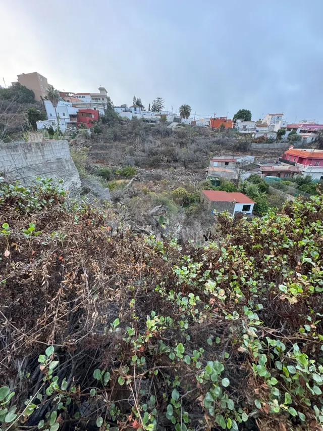 Terreno urbano de 715 m2 en Chío — Ideal para construir apar - foto 3