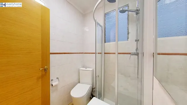 AMPLIA HABITACIÓN DE ALQUILER EN MISLATA CON BALCÓN — 12