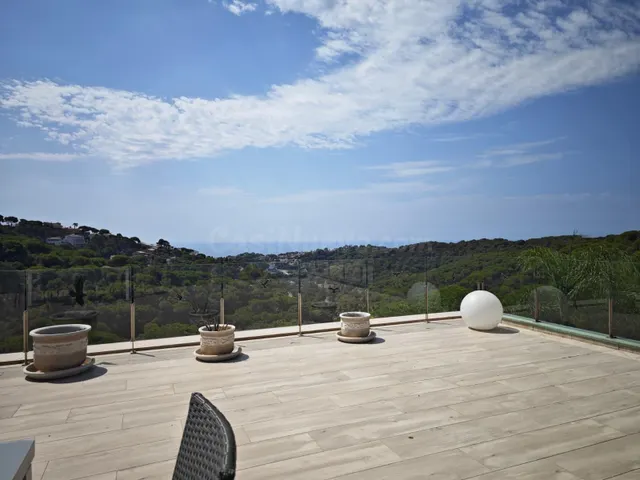 CASA CON LICENCIA TURÍSTICA, PISCINA CLIMATIZADA Y VISTAS PA - foto 4