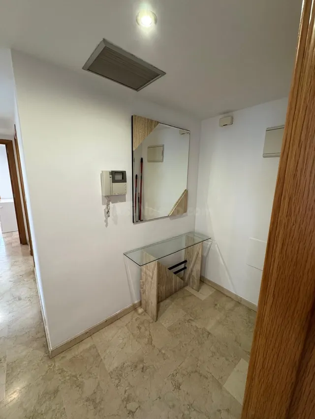 Alquiler de piso amueblado 3+2 con terraza y garaje en Sant Pau — 17