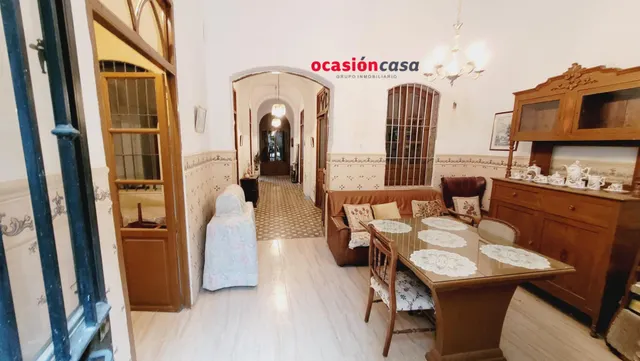SE VENDE PLANTA BAJA CON COCHERA — 10