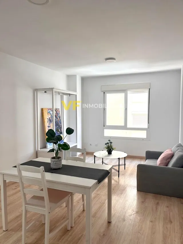 ¡Vive cómodo, vive bien: Apartamento reformado junto al Hospital Civil! — 8