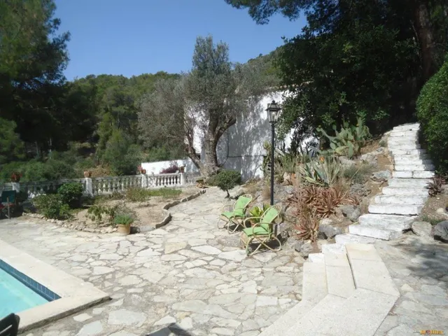 FINCA SEÑORIAL EN VENTA EN GÉNOVA — 18